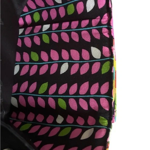VERA BRADLEY Kiss-lock Wallet - Picture 10 of 14